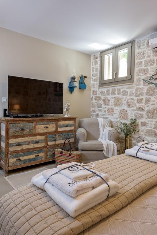 Vila Admiral'S House Chalki Town Exteriér fotografie